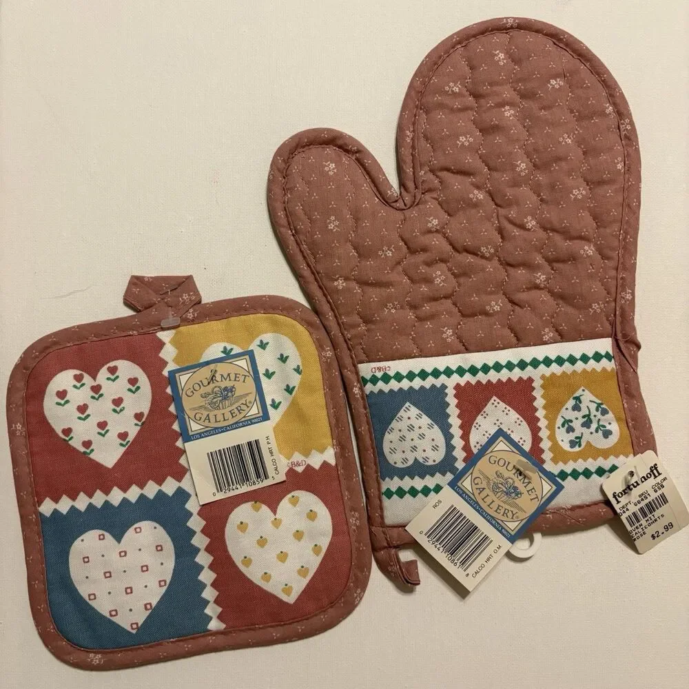 Pot Holder Mitt NOS Fortunoff Cottagecore Country Retro Pink Quilted Hearts 80s